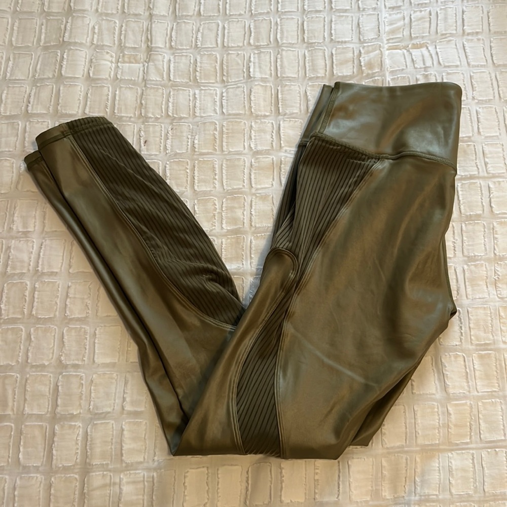 Fabletics X Khole leggings